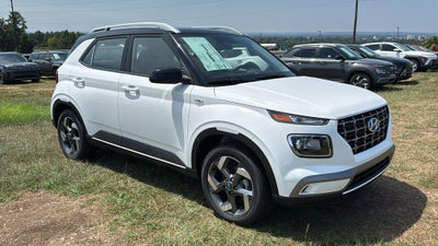 2026 Hyundai VENUE SEL W/Two-Tone Roof