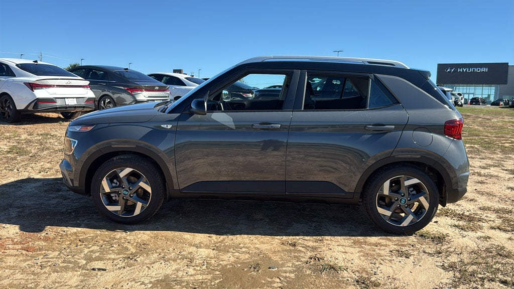 2026 Hyundai VENUE SEL W/Two-Tone Roof