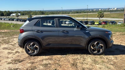2026 Hyundai VENUE SEL W/Two-Tone Roof