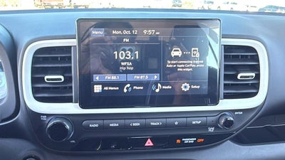 2026 Hyundai VENUE SEL W/Two-Tone Roof