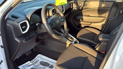 2024 Hyundai VENUE Limited
