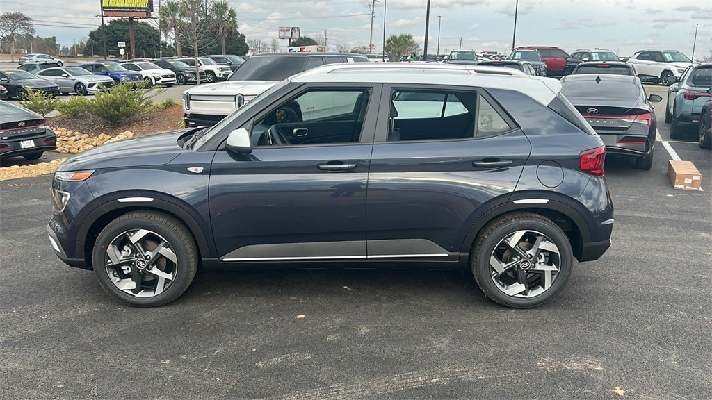 2026 Hyundai VENUE SEL W/Two-Tone Roof