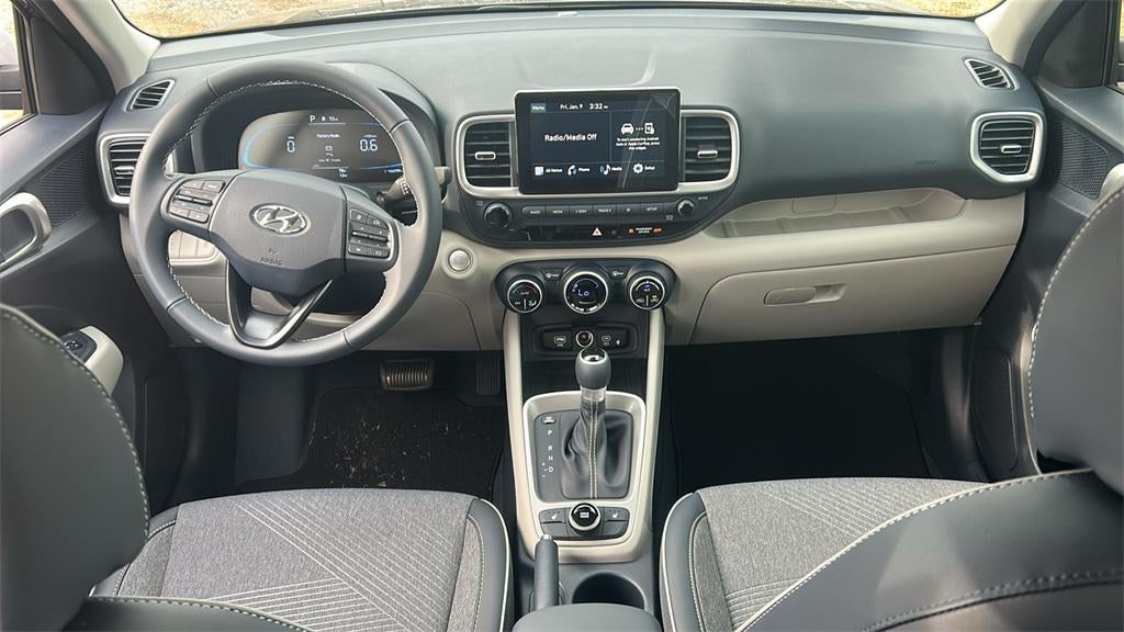 2026 Hyundai VENUE SEL W/Two-Tone Roof
