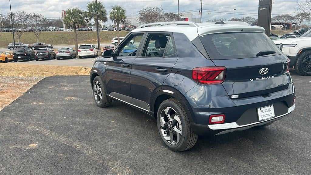 2026 Hyundai VENUE SEL W/Two-Tone Roof