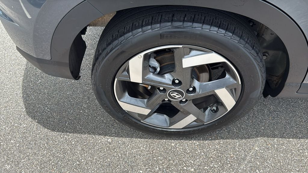 2025 Hyundai VENUE Limited