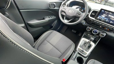 2026 Hyundai VENUE SEL W/Two-Tone Roof