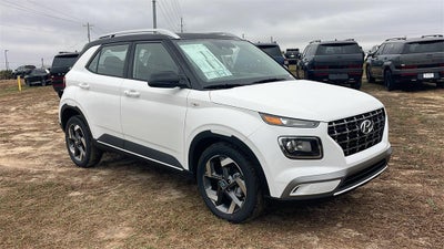 2026 Hyundai VENUE SEL W/Two-Tone Roof