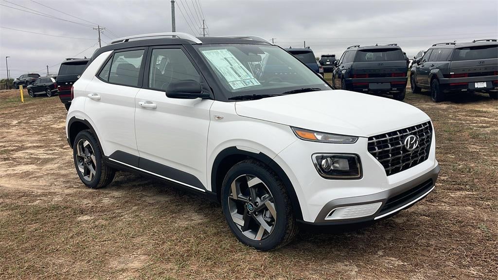 2026 Hyundai VENUE SEL W/Two-Tone Roof