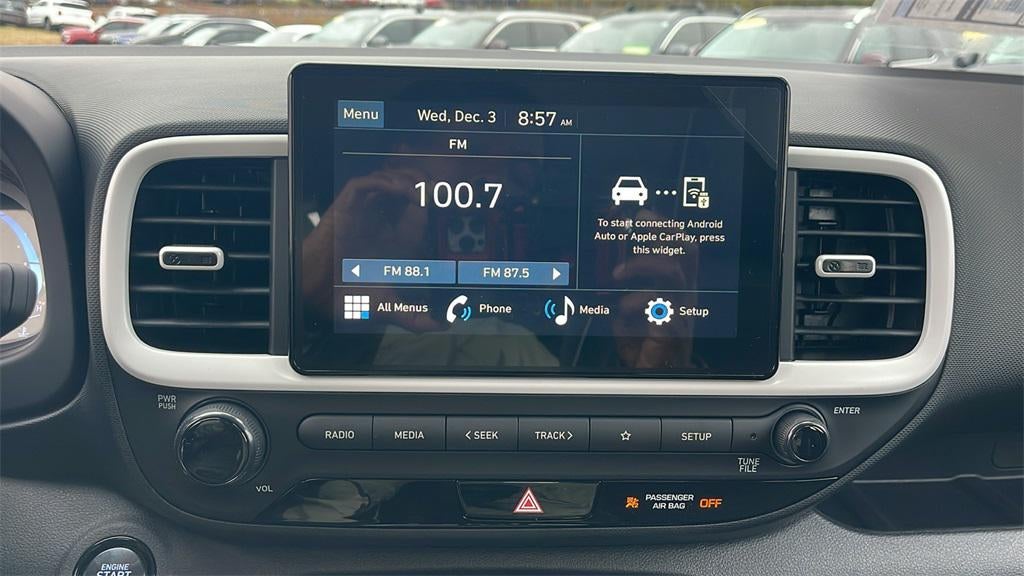 2026 Hyundai VENUE SEL W/Two-Tone Roof