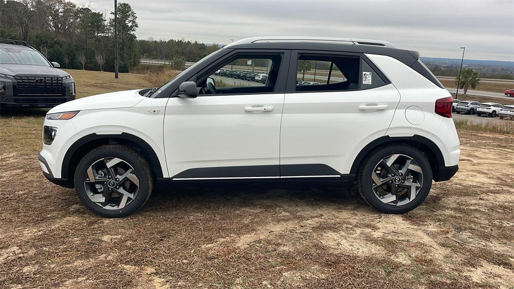 2026 Hyundai VENUE SEL W/Two-Tone Roof