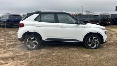 2026 Hyundai VENUE SEL W/Two-Tone Roof