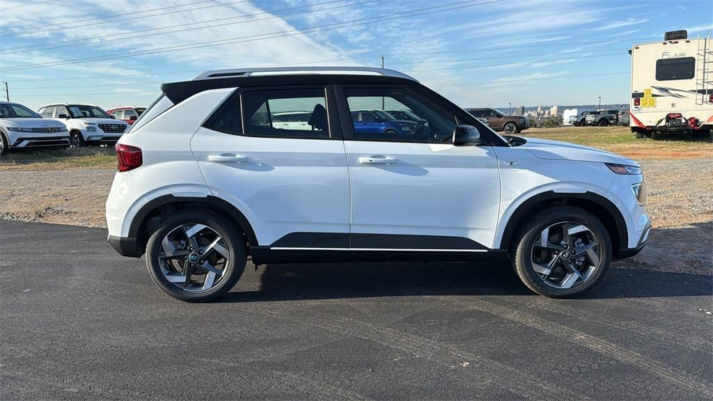 2026 Hyundai VENUE SEL W/Two-Tone Roof