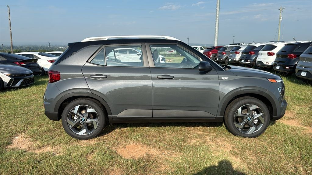 2026 Hyundai VENUE SEL W/Two-Tone Roof