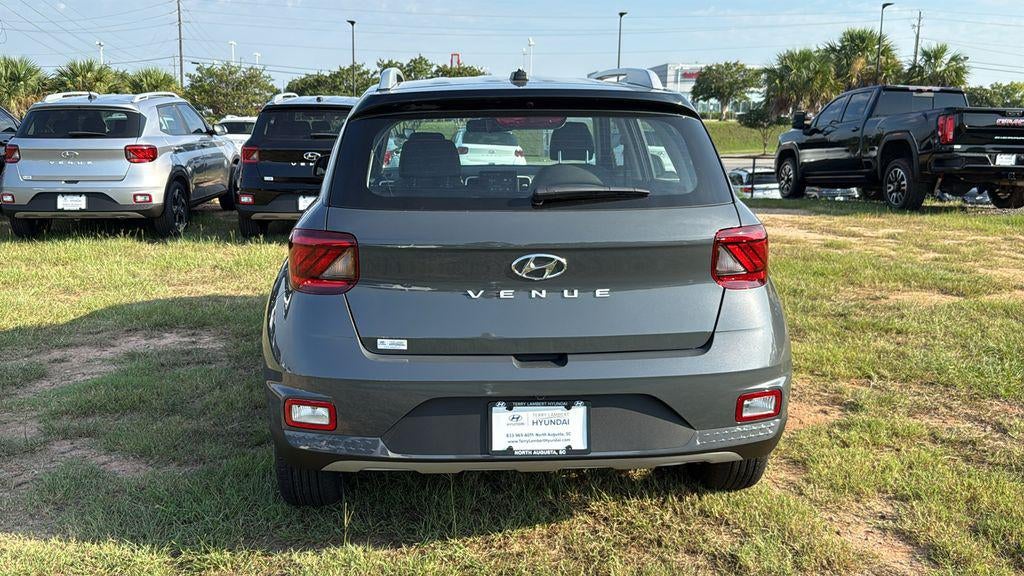 2026 Hyundai VENUE SEL W/Two-Tone Roof