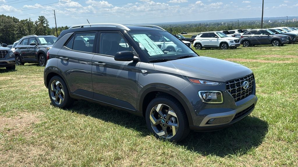 2026 Hyundai VENUE SEL W/Two-Tone Roof