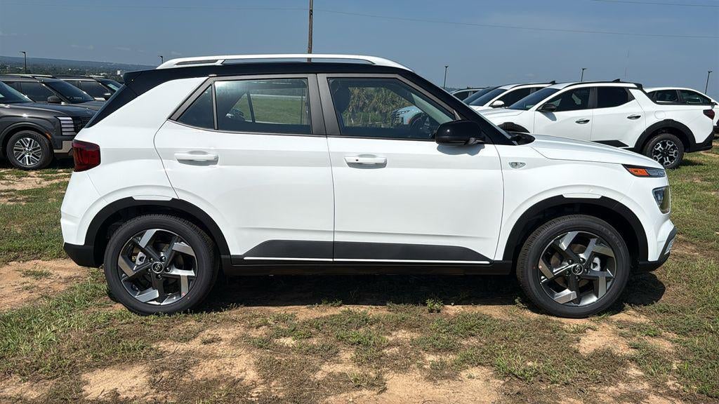 2026 Hyundai VENUE SEL W/Two-Tone Roof