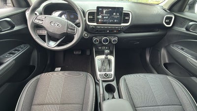 2026 Hyundai VENUE SEL W/Two-Tone Roof