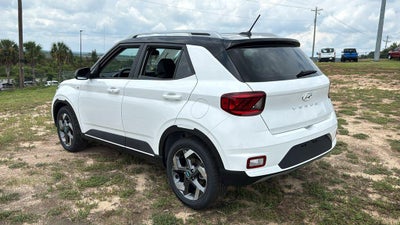 2026 Hyundai VENUE SEL W/Two-Tone Roof