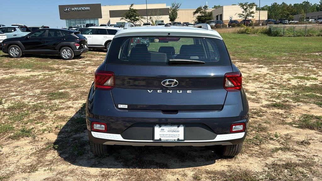 2026 Hyundai VENUE SEL W/Two-Tone Roof