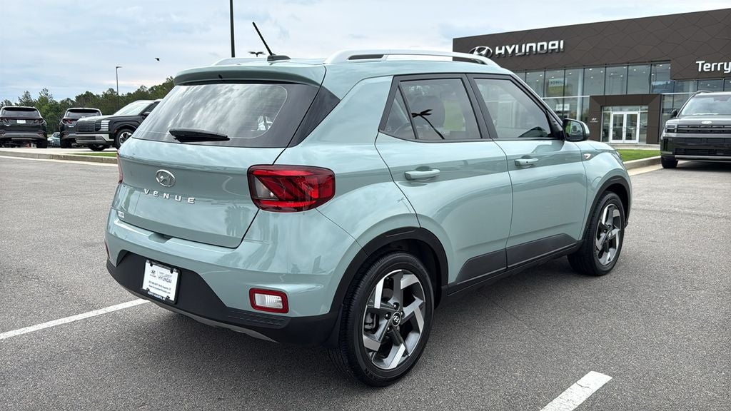 2025 Hyundai VENUE SEL