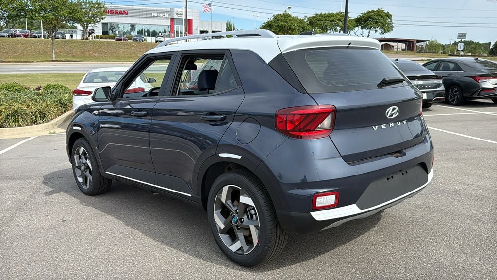 2026 Hyundai VENUE SEL W/Two-Tone Roof