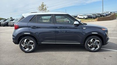 2026 Hyundai VENUE SEL W/Two-Tone Roof