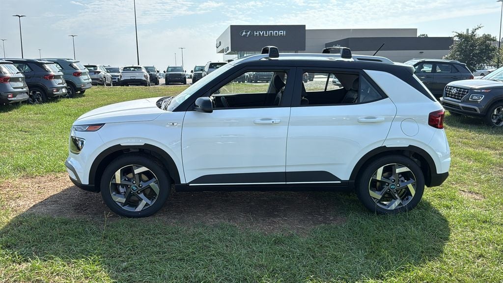 2026 Hyundai VENUE SEL W/Two-Tone Roof