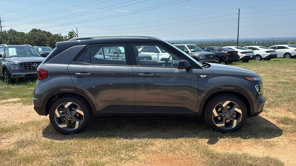 2026 Hyundai VENUE SEL W/Two-Tone Roof