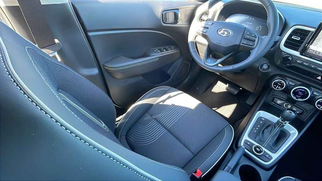 2025 Hyundai VENUE Limited