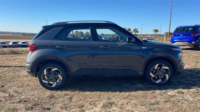 2026 Hyundai VENUE SEL W/Two-Tone Roof