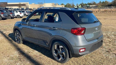 2026 Hyundai VENUE SEL W/Two-Tone Roof