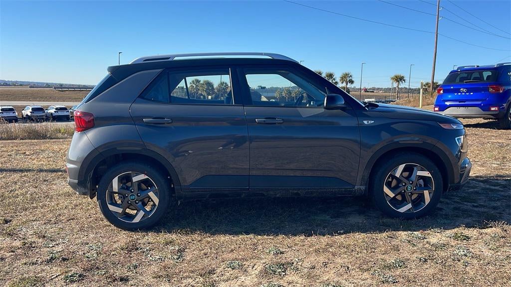 2026 Hyundai VENUE SEL W/Two-Tone Roof