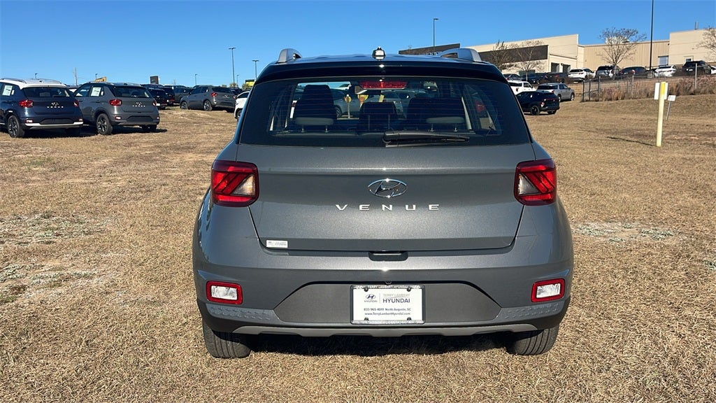 2026 Hyundai VENUE SEL W/Two-Tone Roof