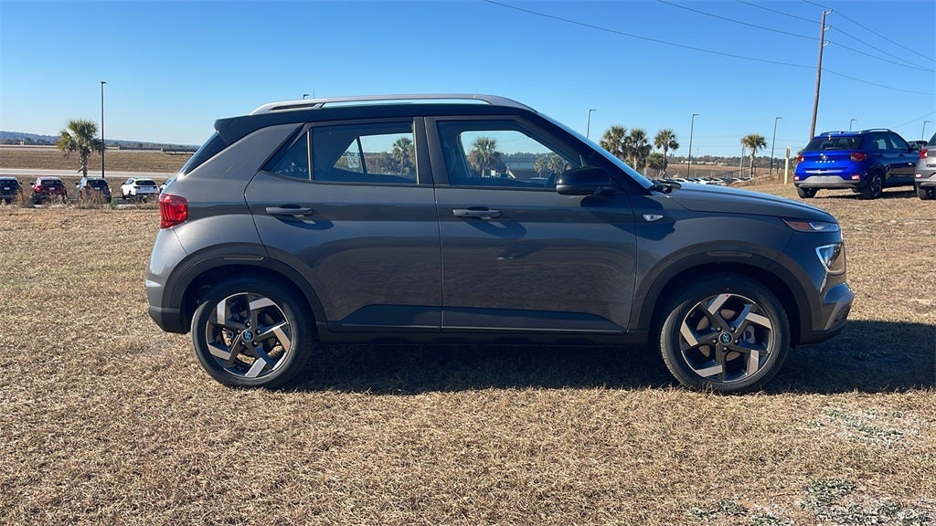 2026 Hyundai VENUE SEL W/Two-Tone Roof