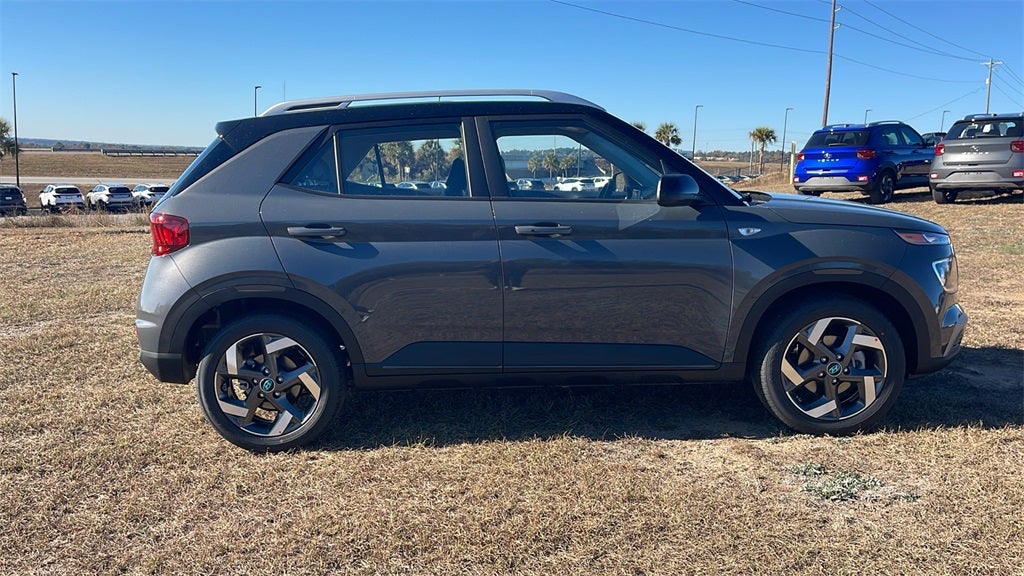 2026 Hyundai VENUE SEL W/Two-Tone Roof