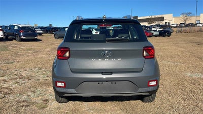 2026 Hyundai VENUE SEL W/Two-Tone Roof