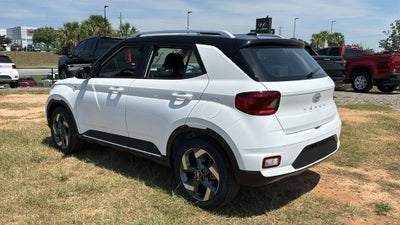 2026 Hyundai VENUE SEL W/Two-Tone Roof