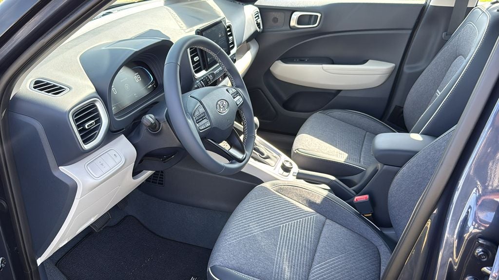 2026 Hyundai VENUE SEL W/Two-Tone Roof