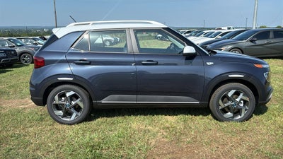 2026 Hyundai VENUE SEL W/Two-Tone Roof
