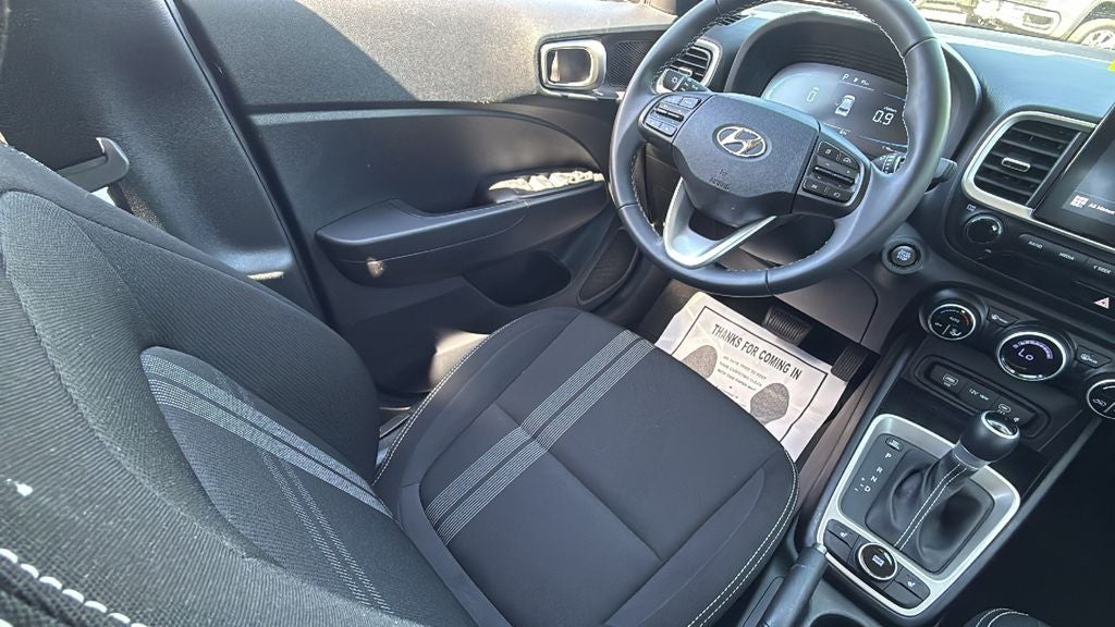 2026 Hyundai VENUE SEL