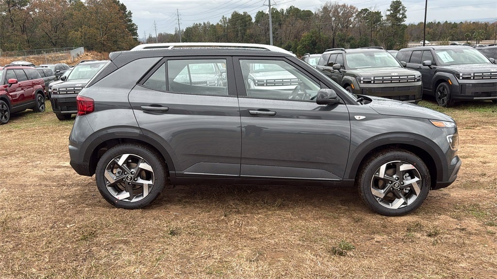 2026 Hyundai VENUE SEL W/Two-Tone Roof