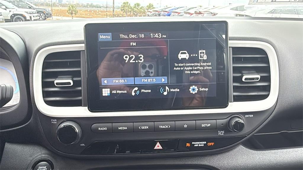 2026 Hyundai VENUE SEL W/Two-Tone Roof