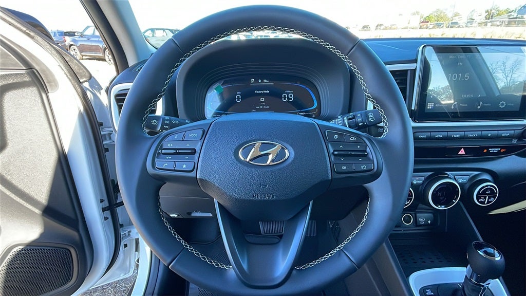 2026 Hyundai VENUE SEL W/Two-Tone Roof