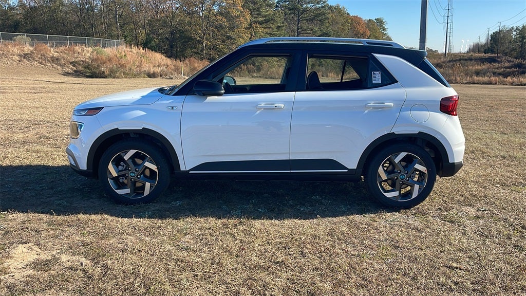 2026 Hyundai VENUE SEL W/Two-Tone Roof