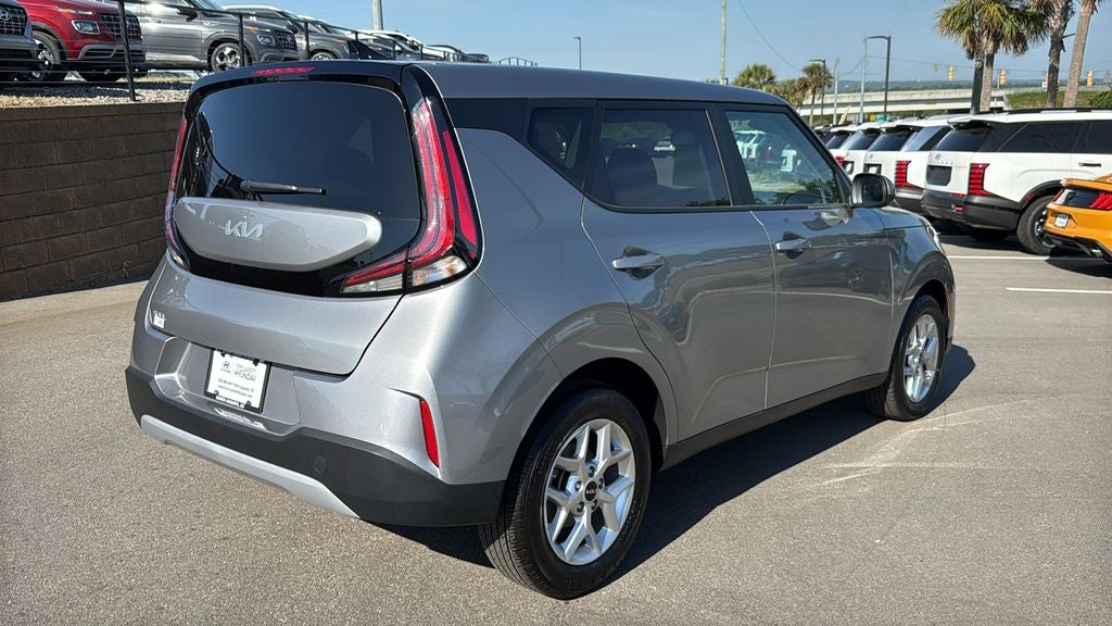 2025 Kia Soul LX
