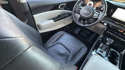 2023 Kia Carnival SX