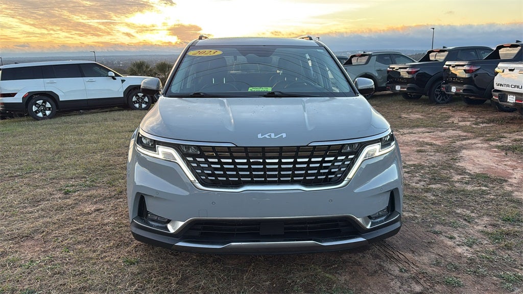 2023 Kia Carnival SX