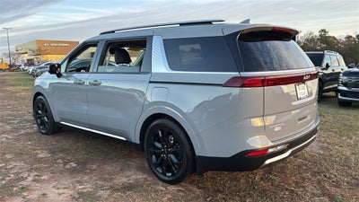 2023 Kia Carnival SX