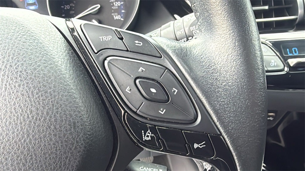 2021 Toyota C-HR XLE