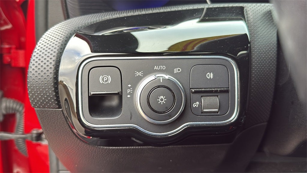 2020 Mercedes-Benz A-Class A 220